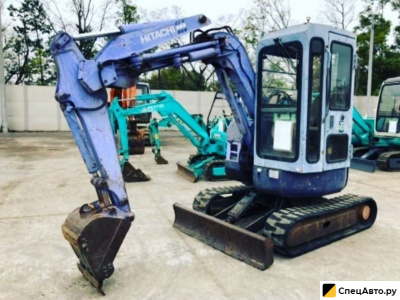 Мини-экскаватор Hitachi EX 30 UR-2