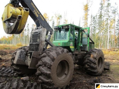 Трелёвочный трактор John Deer 748G-III