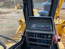 Продажа гусеничного бульдозера Komatsu D155