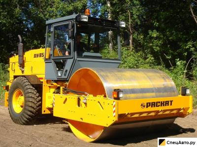 Вибрационный двухвальцовый каток                                                         Камаз                                                     Раскат ду-85