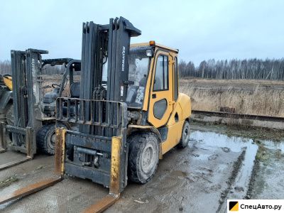 Вилочный погрузчик Komatsu FD50AYT-10