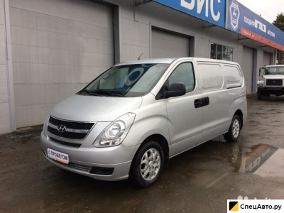 Цельнометаллический фургон Hyundai Grand Starex