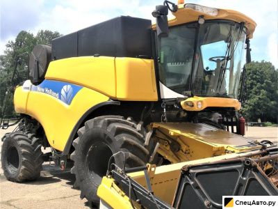 Зерноуборочный комбайн New Holland CR 9080