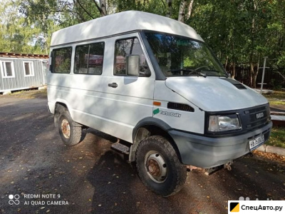Микроавтобус Iveco 
