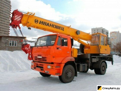 Автокран Ивановец 35714К-3 на базе Камаз 53605
