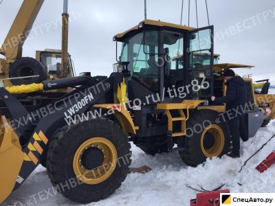 Фронтальный погрузчик XCMG LW300FN