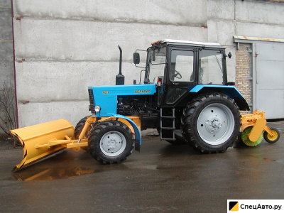 Подметально-уборочная машина МТЗ 82.1