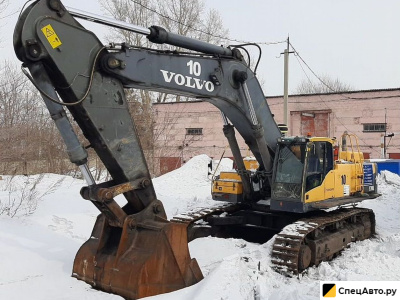 Гусеничный экскаватор Volvo EC700C