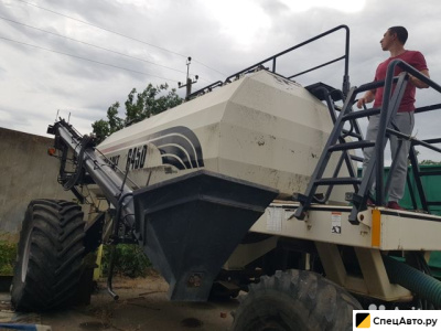 Сеялка Bourgault 6450