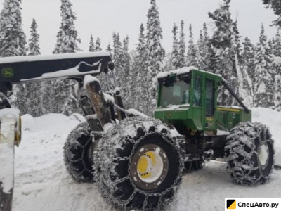 Трелёвочный трактор John Deere 748Н