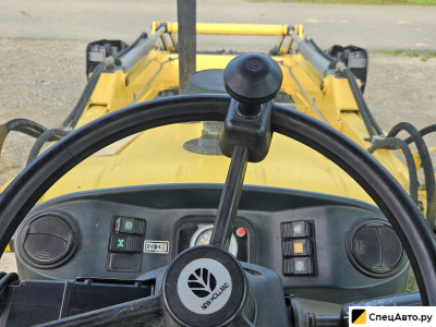 Экскаватор-погрузчик CASE LB110B-4PS