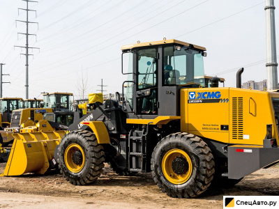 Фронтальный погрузчик XCMG LW330RU