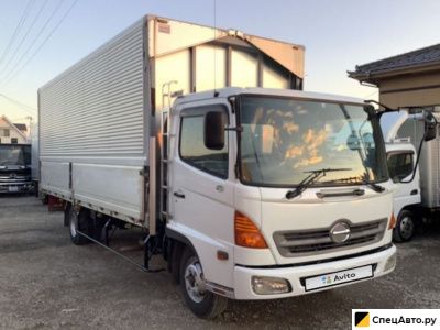 Промтоварный фургон Hino Ranger