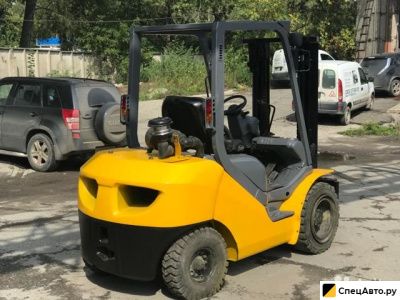 Вилочный погрузчик Komatsu FD30Т-17