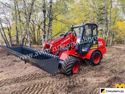 Мини-погрузчик Polar Badger WL50T