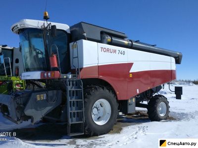 Зерноуборочный комбайн RSM-181 Торум-740