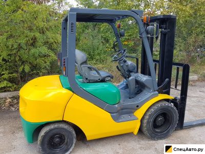 Вилочный погрузчик Komatsu FG30T-16
