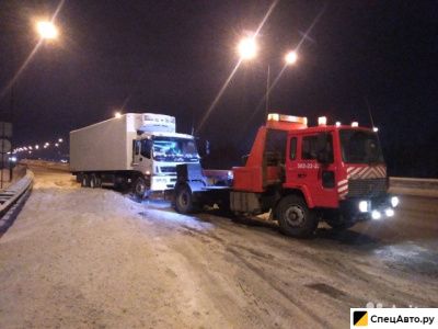 Грузовой эвакуатор Volvo