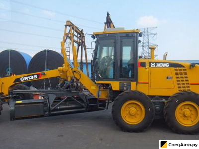 Автогрейдер XCMG GR135