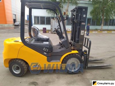 Вилочный погрузчик UN Forklifts FD35T