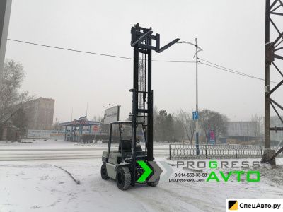 Вилочный погрузчик Komatsu FG30T-16
