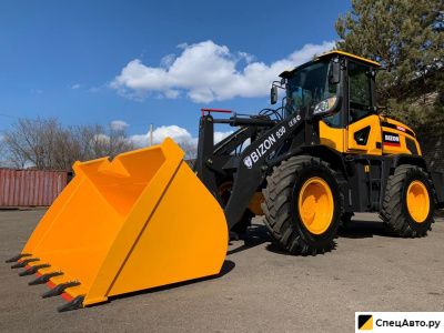 Фронтальный погрузчик BIZON 930