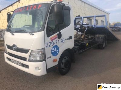 Эвакуатор HINO 300 Dutro