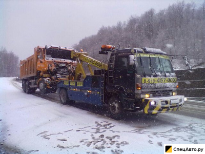 Грузовой эвакуатор ISUZU