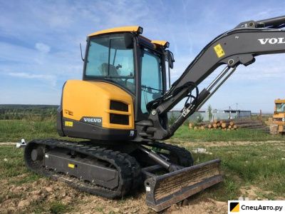 Мини-экскаватор Volvo ECR50D
