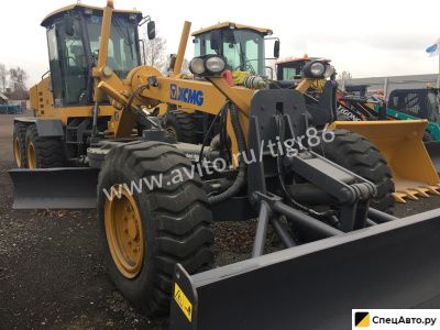 Автогрейдер XCMG GR215